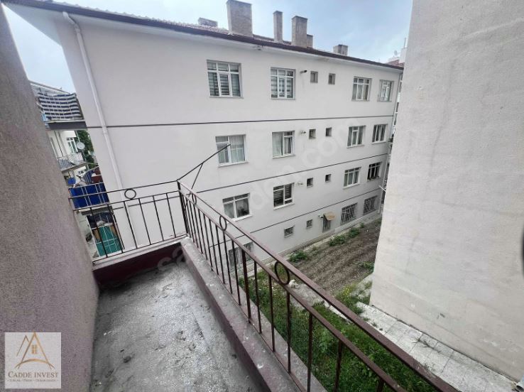ABİDİNPAŞA BAĞLARBAŞI CD 2+1 ARA KAT DAİRE
