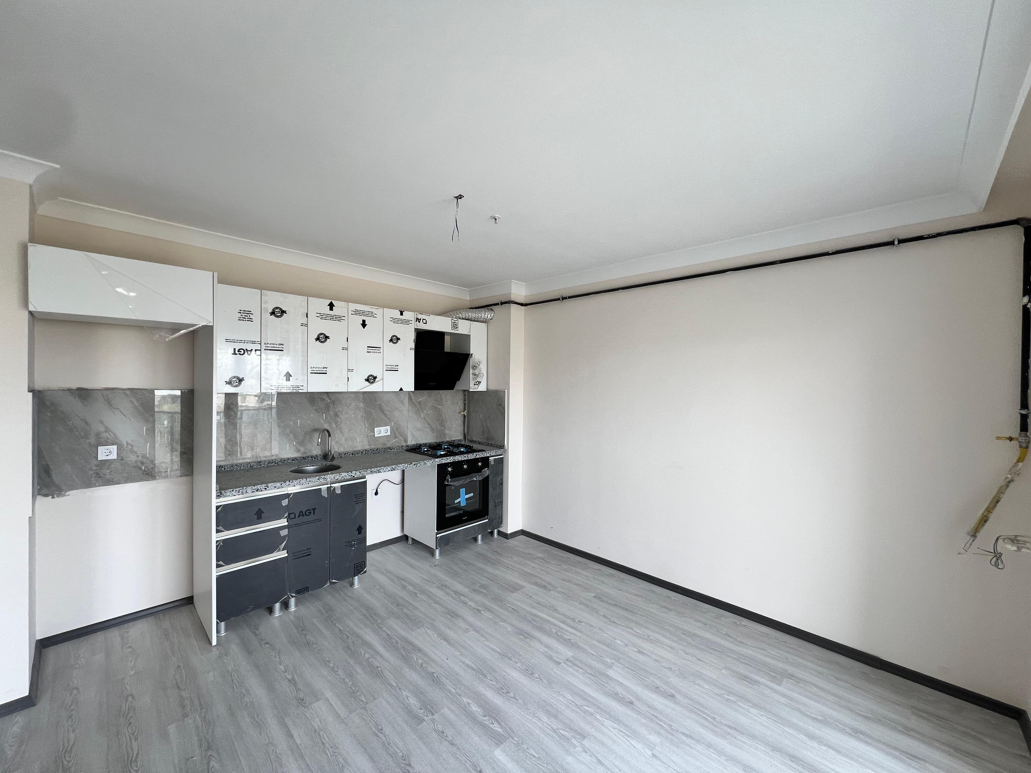 ESENBOĞA YOLA CEPHE ARA KAT EŞYALI & EŞYASIZ 1+1