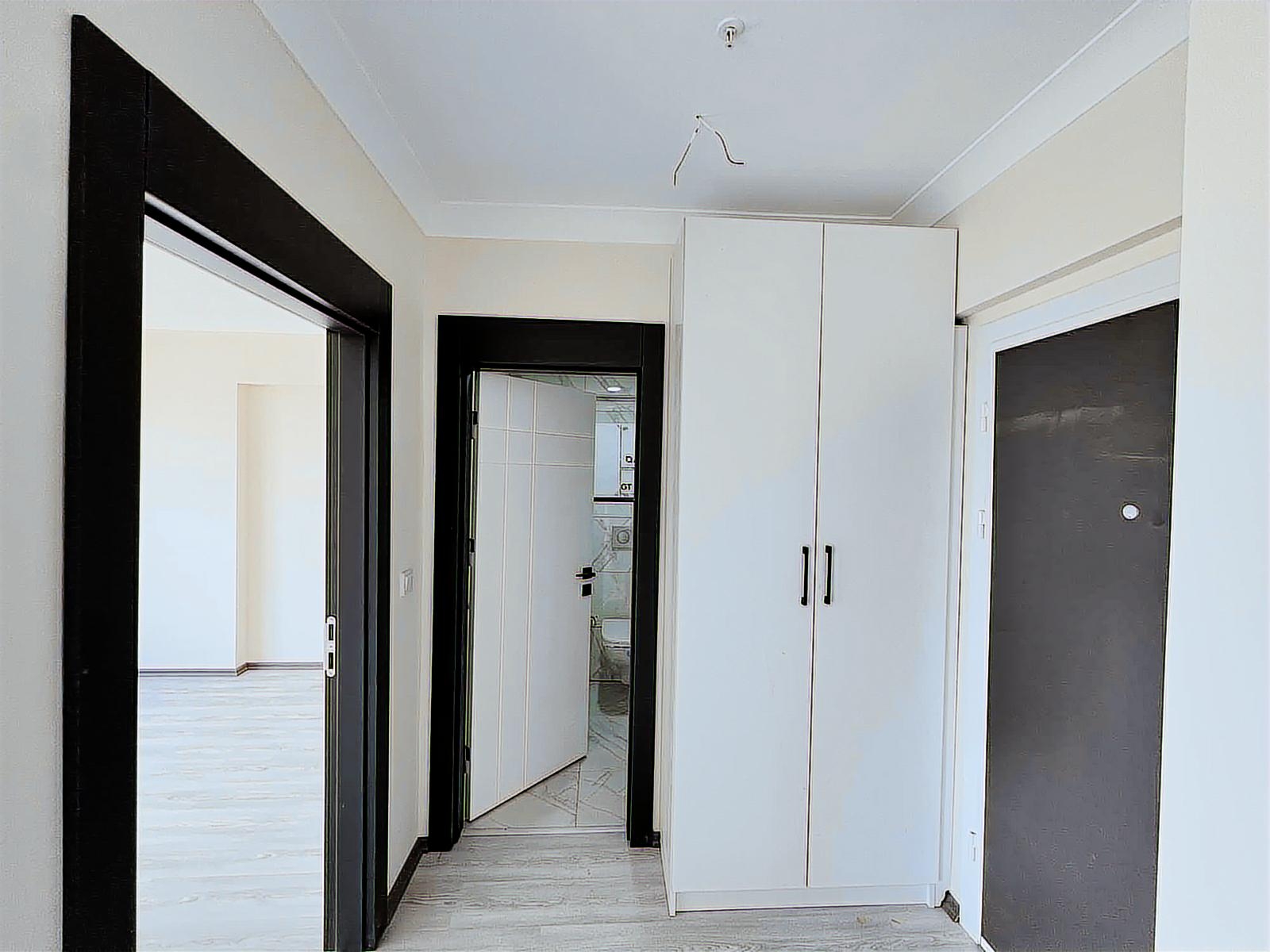 ONLİNE EMLAKTAN ESENBOĞA YOLA CEPHE ARA KAT EŞYALI & EŞYASIZ 1+1